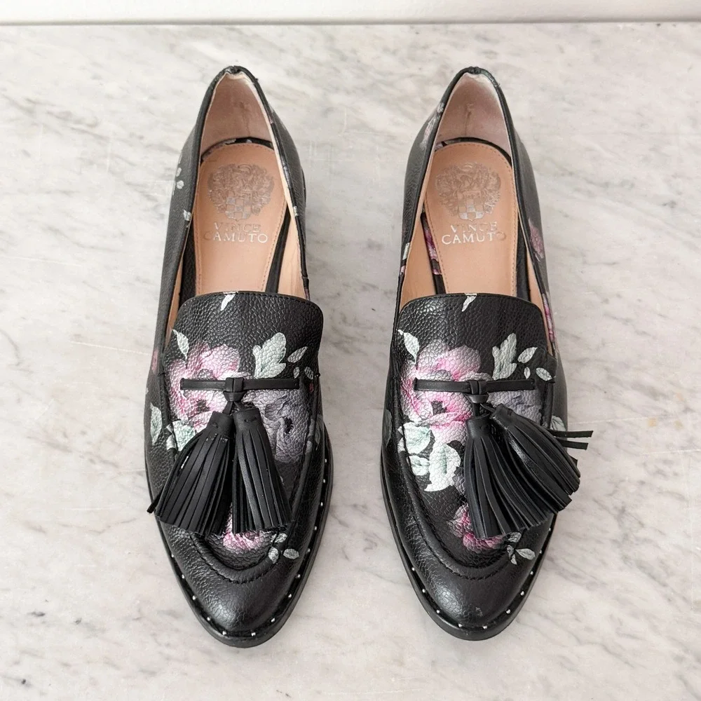 Vince Camuto Geralin Floral Loafers 8.5 Black Leather Studded Almond Toe Flats